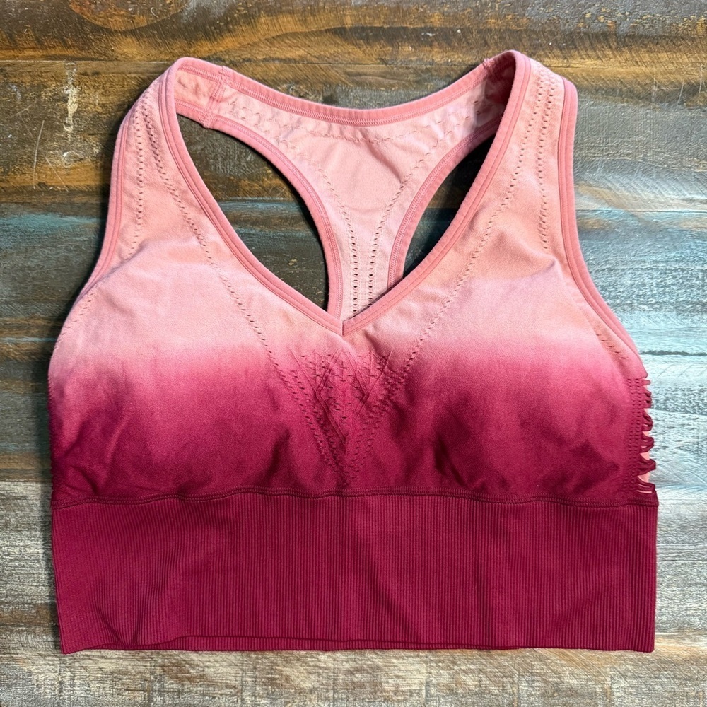 Victoria’s Secret XL Ombre Strappy & Seamless Racerback Bra w/MED Support EUC